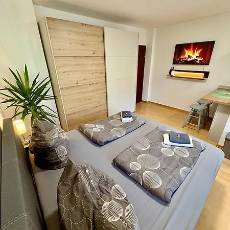 Postalm Nahe Zentrum Apartamento *